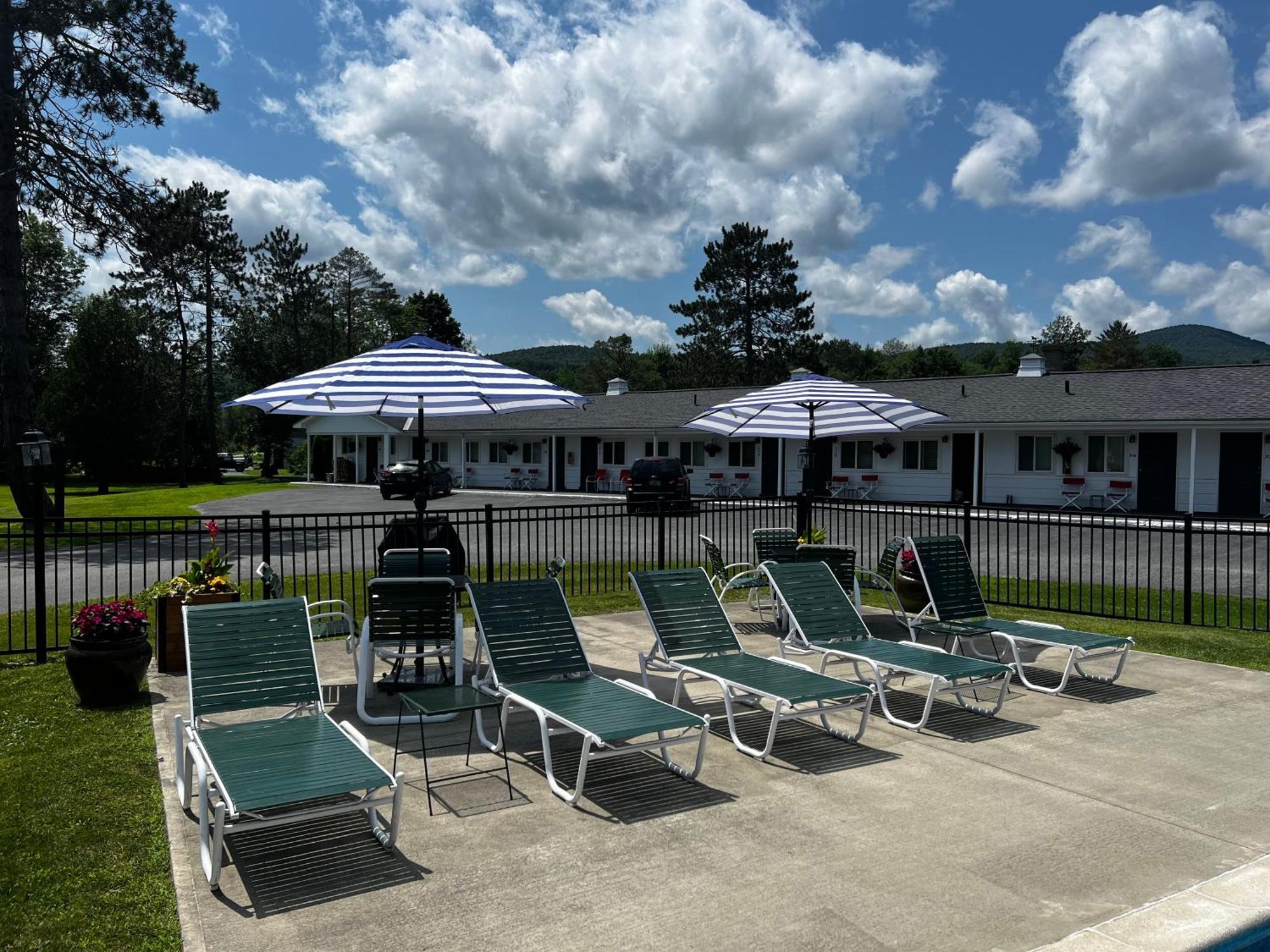 Stowe Motel & Snowdrift Bagian luar foto